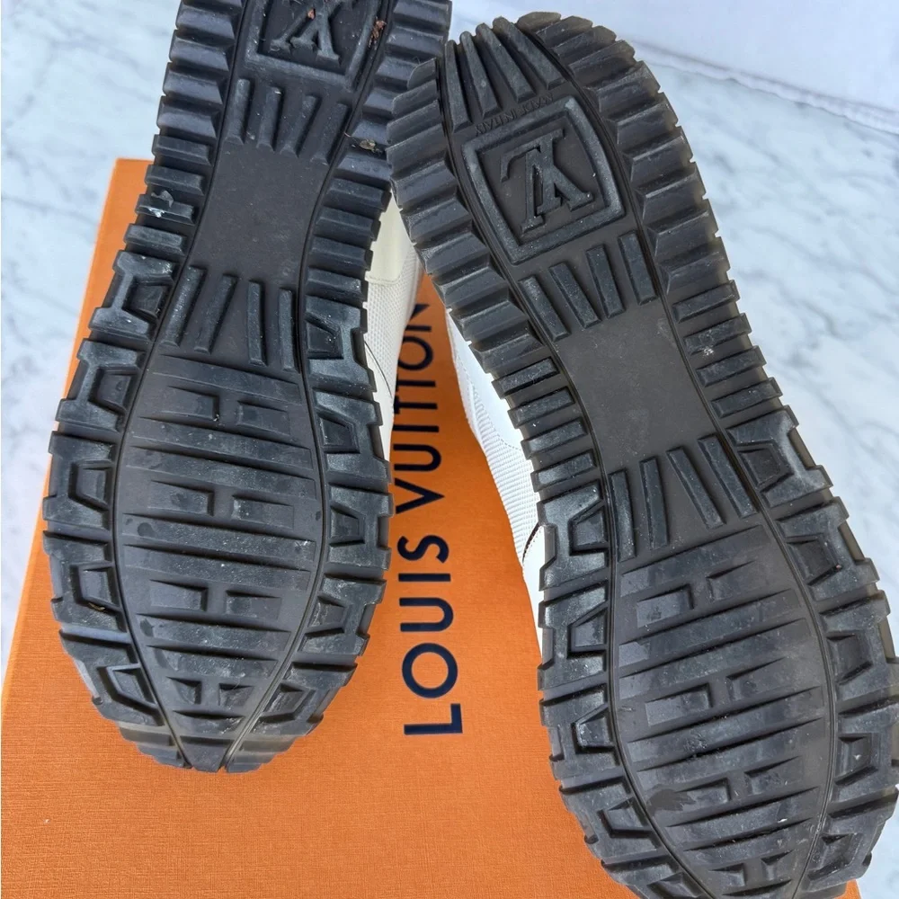 Louis Vuitton White and Brown Sneakers - Picture 16 of 16